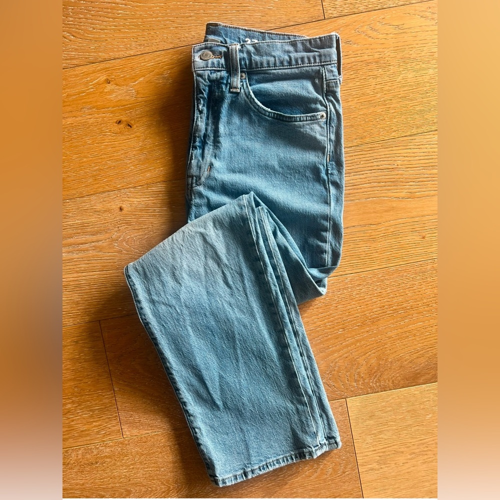 JCrew Slim boyfriend jean in perfect condition Size 27.